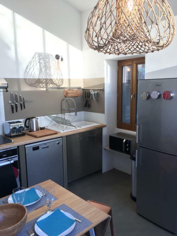 Gites "Oustaou De Bourboul" Grospierres Exteriör bild